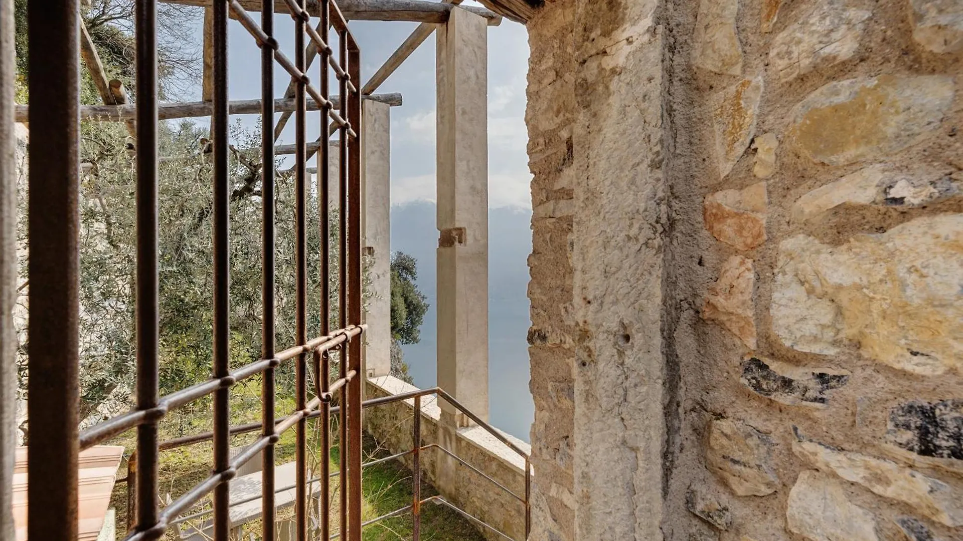 Semesterbostad Casa Limonaia Al Pos Villa Tignale Italien